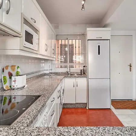 Superb Apartman *
